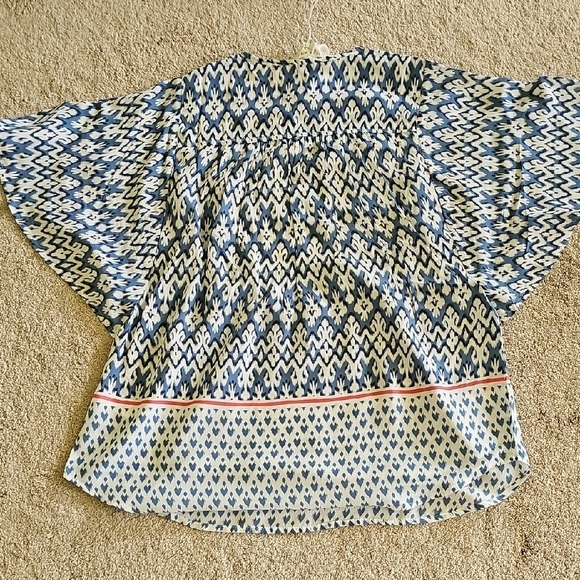 beachlunchlounge Navy and Cream Blouse - Picture 5 of 6